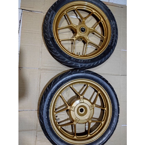 velg pelk original honda vario 125 150 velg velk gold original honda vario 125 150