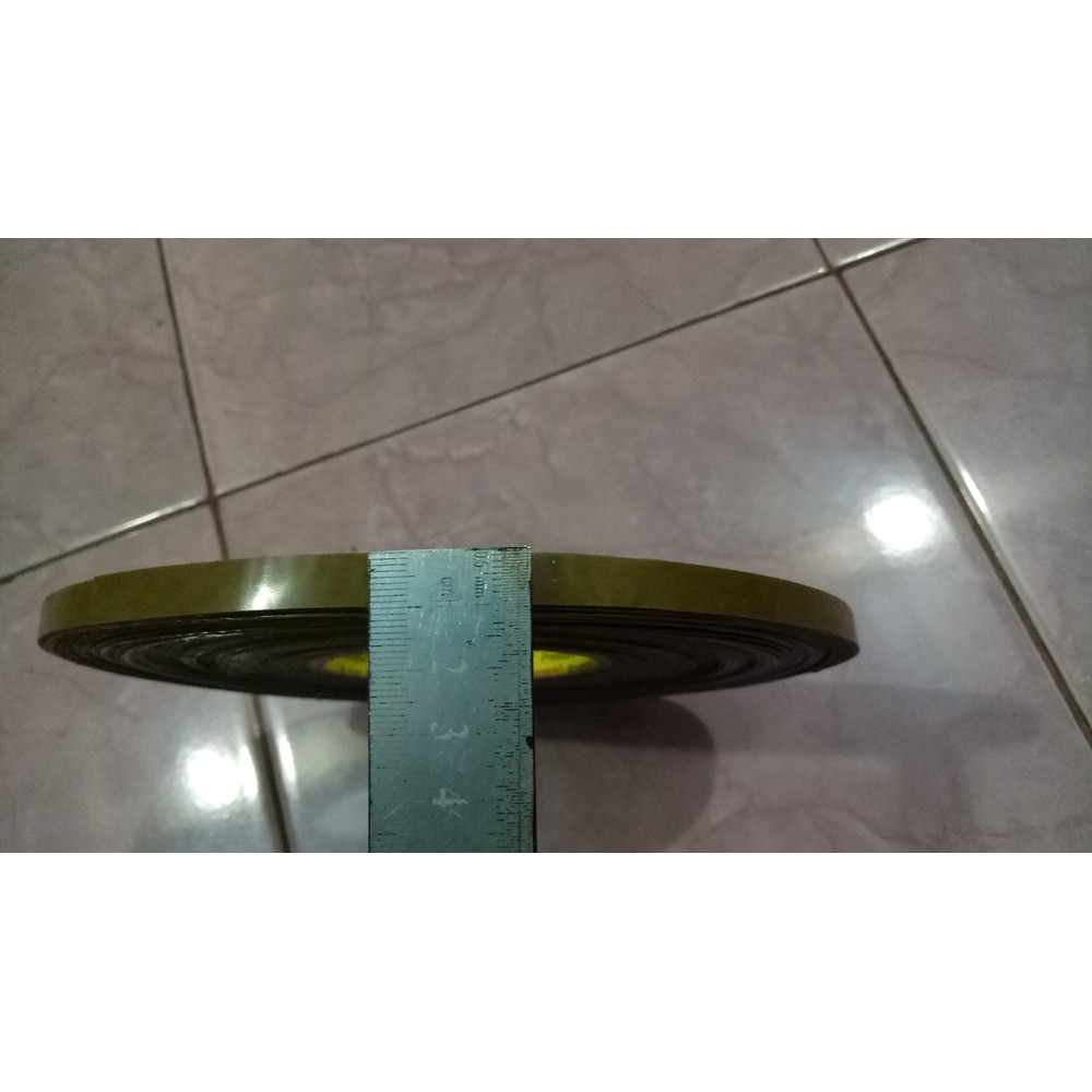 

Double Tape 3M. Panjang 25 Meter