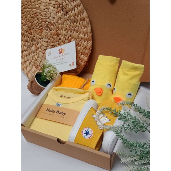 Baby Hampers 2/ Kado Lahiran/ Kado Bayi-H2-Kuning