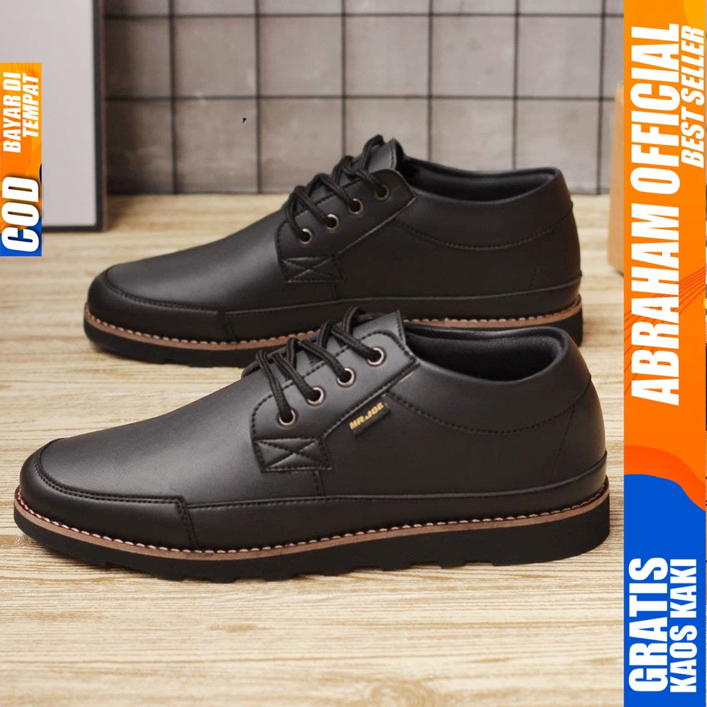 ABRAHAM TARANT Sepatu Formal Casual Pantofel Kerja Pria Hitam-Coklat