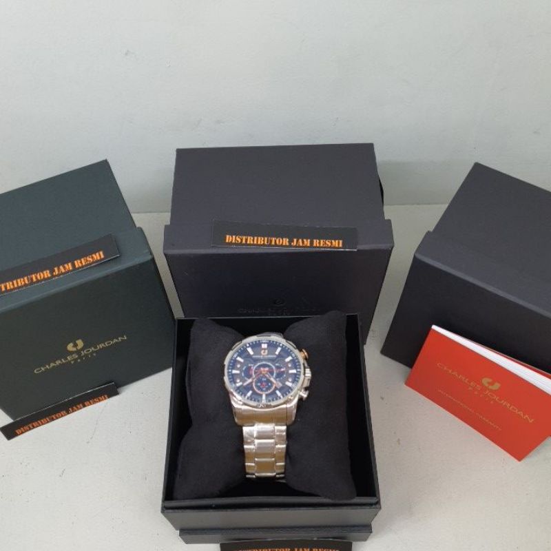 Jam Tangan Pria Charles Jourdan CJ1028-1372 All Silver Dial Grey Stainless Cronograph