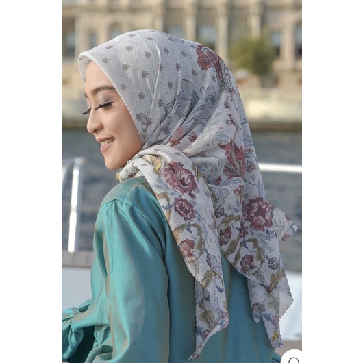 Buttonscarves Royale White Voal
