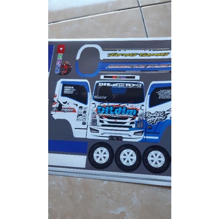 PAPERCRAFT TRUK OLENG DITDIM