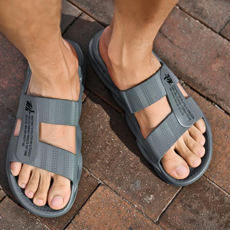 【Buatan China】Sandal Pria Sendal Slide Pria Sendal Pria Casual Sendal Pria Dewasa Sandal Pria Kuat S