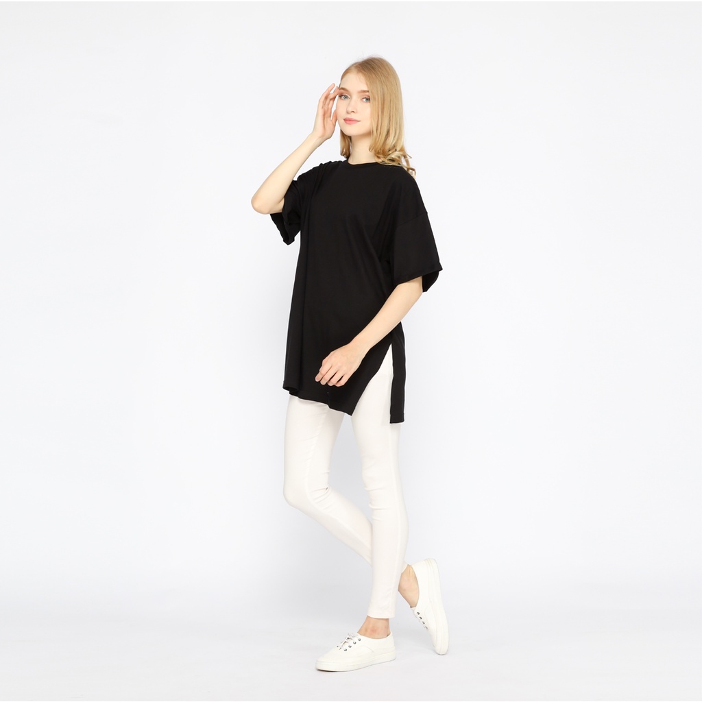 Elbow Kaos Oversize Wanita Basic Oversized Top