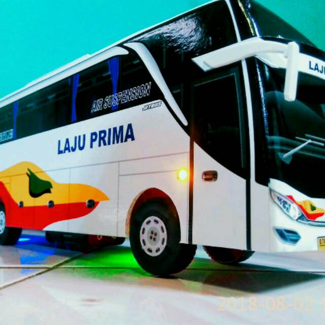 Miniatur bus laju prima shd full lampu
