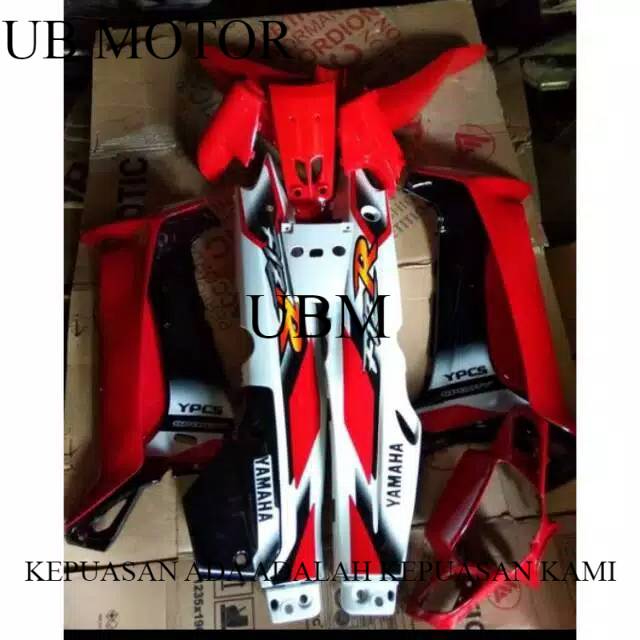full Body Halus Yamaha F1ZR/Foswan/Fizr Merah Putih