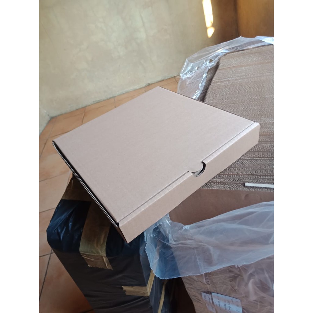 

Kardus Pizza 20x20x4 (min order 50pcs)