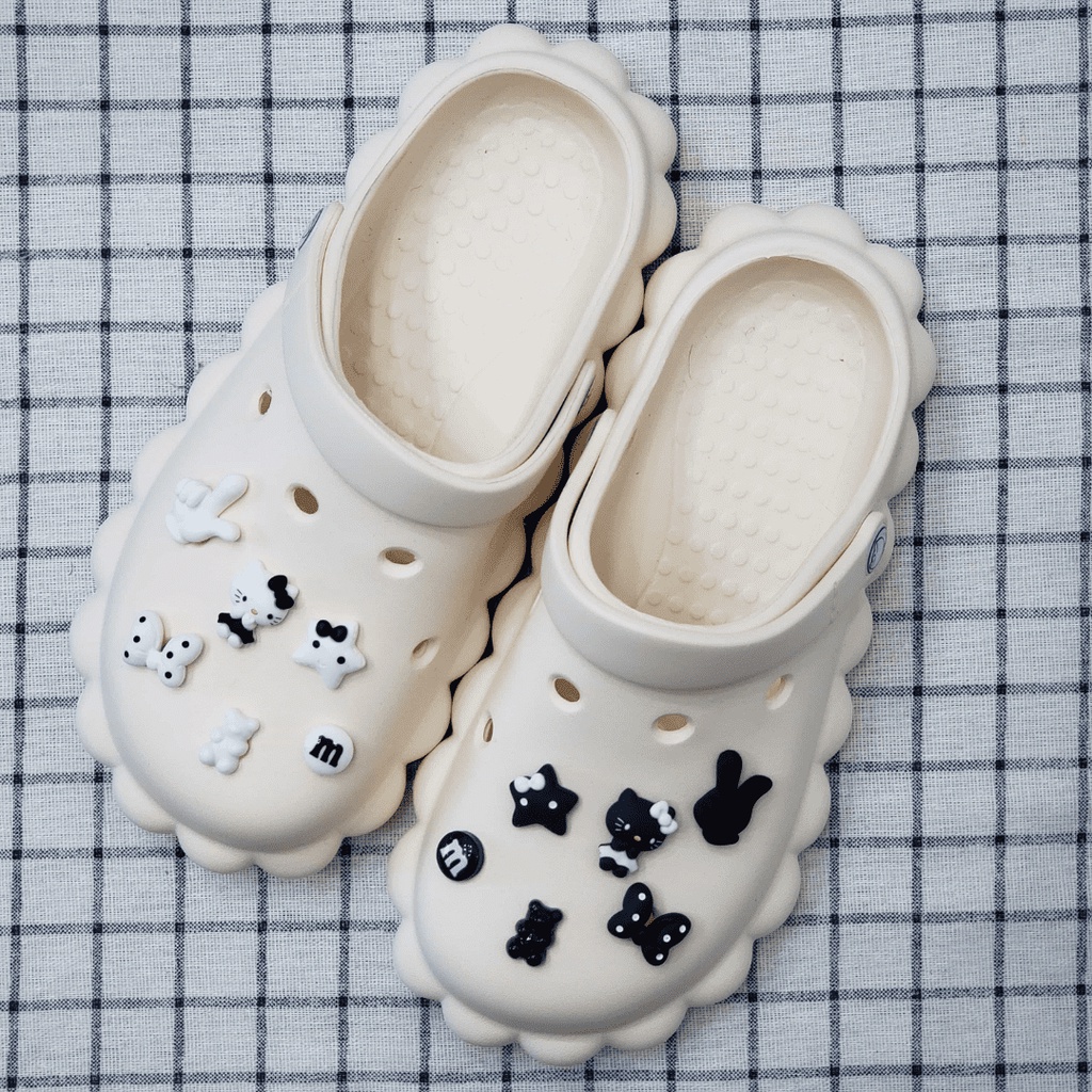 @shinydiy 12pcs Kancing Sepatu Desain Kartun Hello Kitty Winnie the Pooh-crocs / jibbitz / Button crocs / Charm DIY | asesoris wanita｜crocs jibbitz