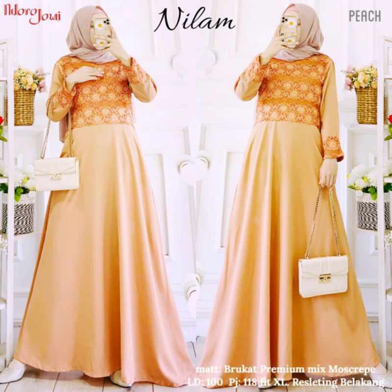 Nilam dress