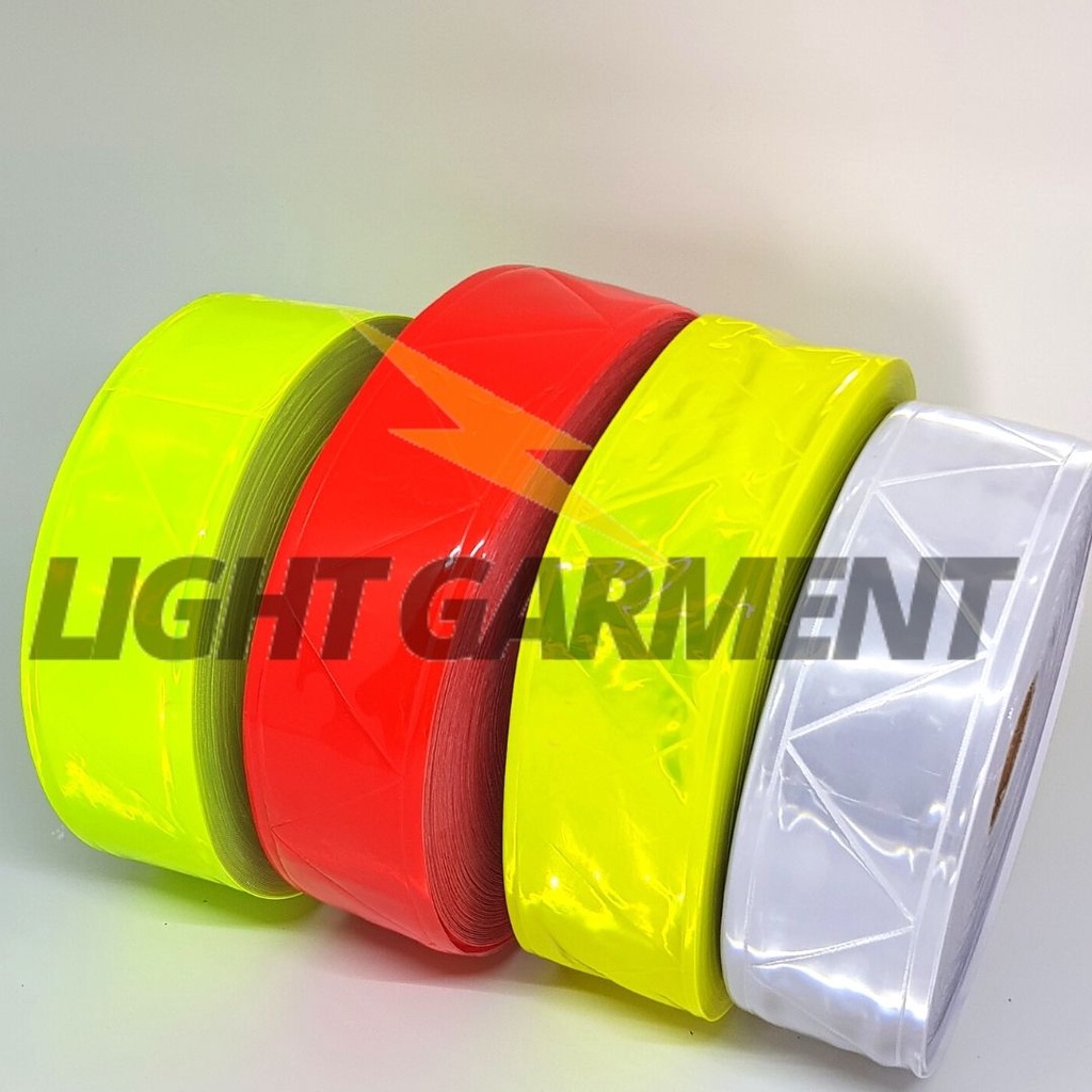 Pita Scotchlite Skotlet Reflektor 1 Meter lebar 5 cm PVC motif Segitiga / Reflektif Safety Rompi Keselamatan Jalan