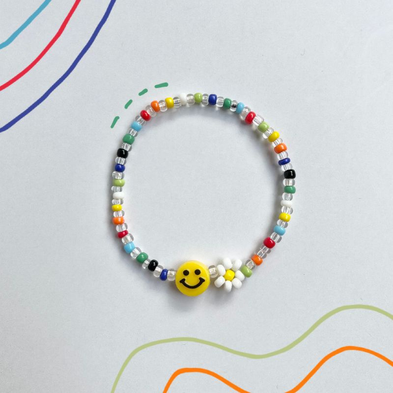 gelang manik / gelang kpop / gelang korea / gelang rainbow / gelang smile / gelang daisy / gelang bunga (smile bunga)