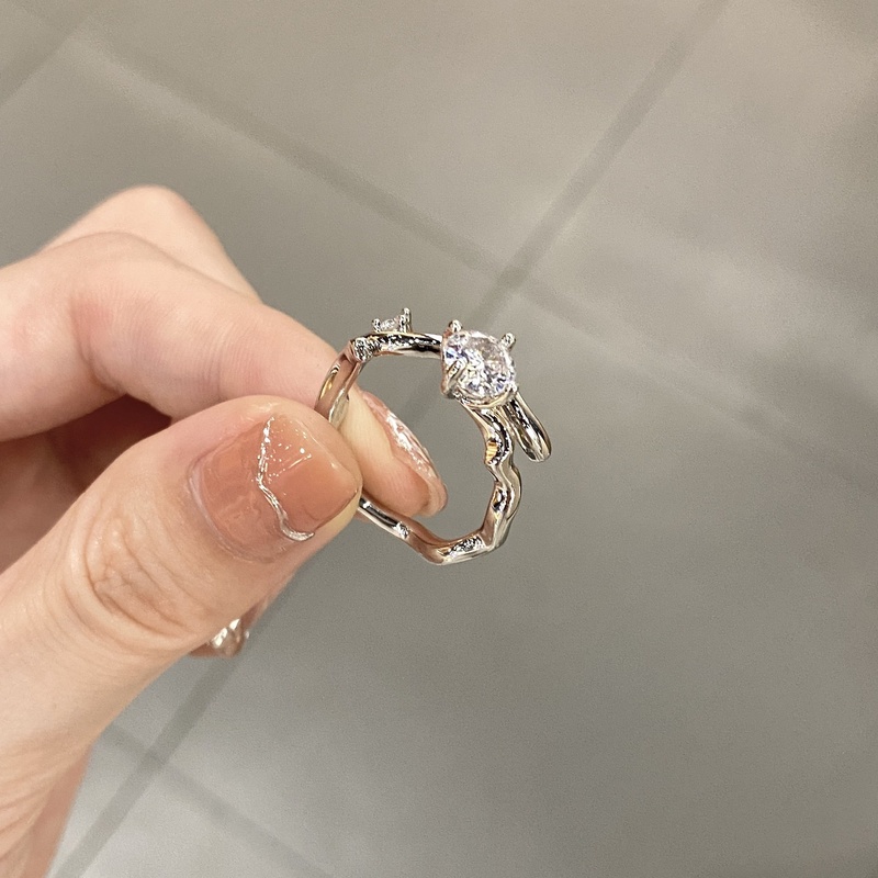 Cincin Perak Bahan Zirkon Gaya Vintage Untuk Wanita