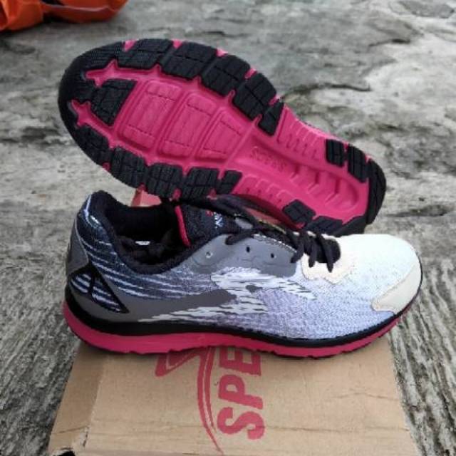 Sepatu Running SPECS Road King obral minus
