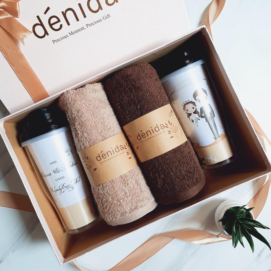 

EEIU KADO PERNIKAHAN HAMPERS WEDDING KADO NIKAH BOTOL MINUM COUPLE KADO NIKAHAN KADO WEDDING qrio522