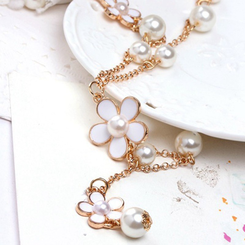 【Hot sale】 Elegant Flower Faux Pearls Sweater Chain Long Pendant Necklace