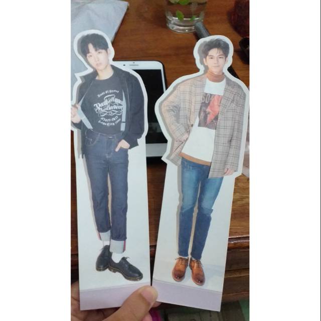 Stand ong seongwu & yoon jisung