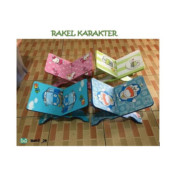 Rak Buku Quran Karakter