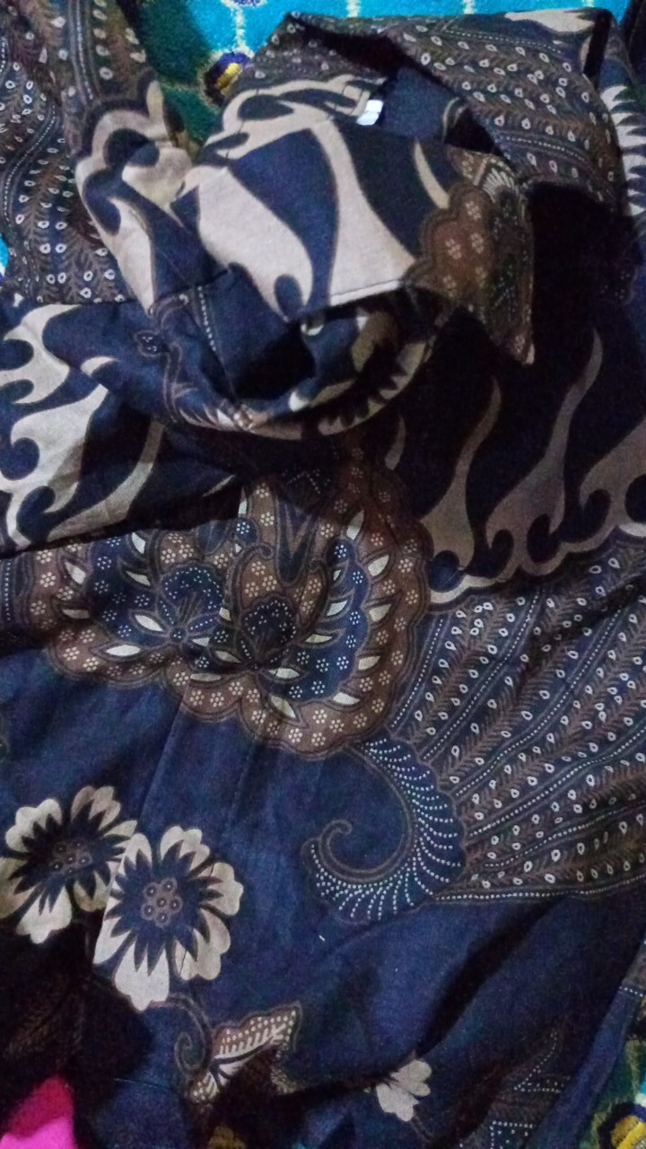 Baju Batik Anak Laki-laki Lengan Panjang Bisa Buat Sekolah Hari Batik