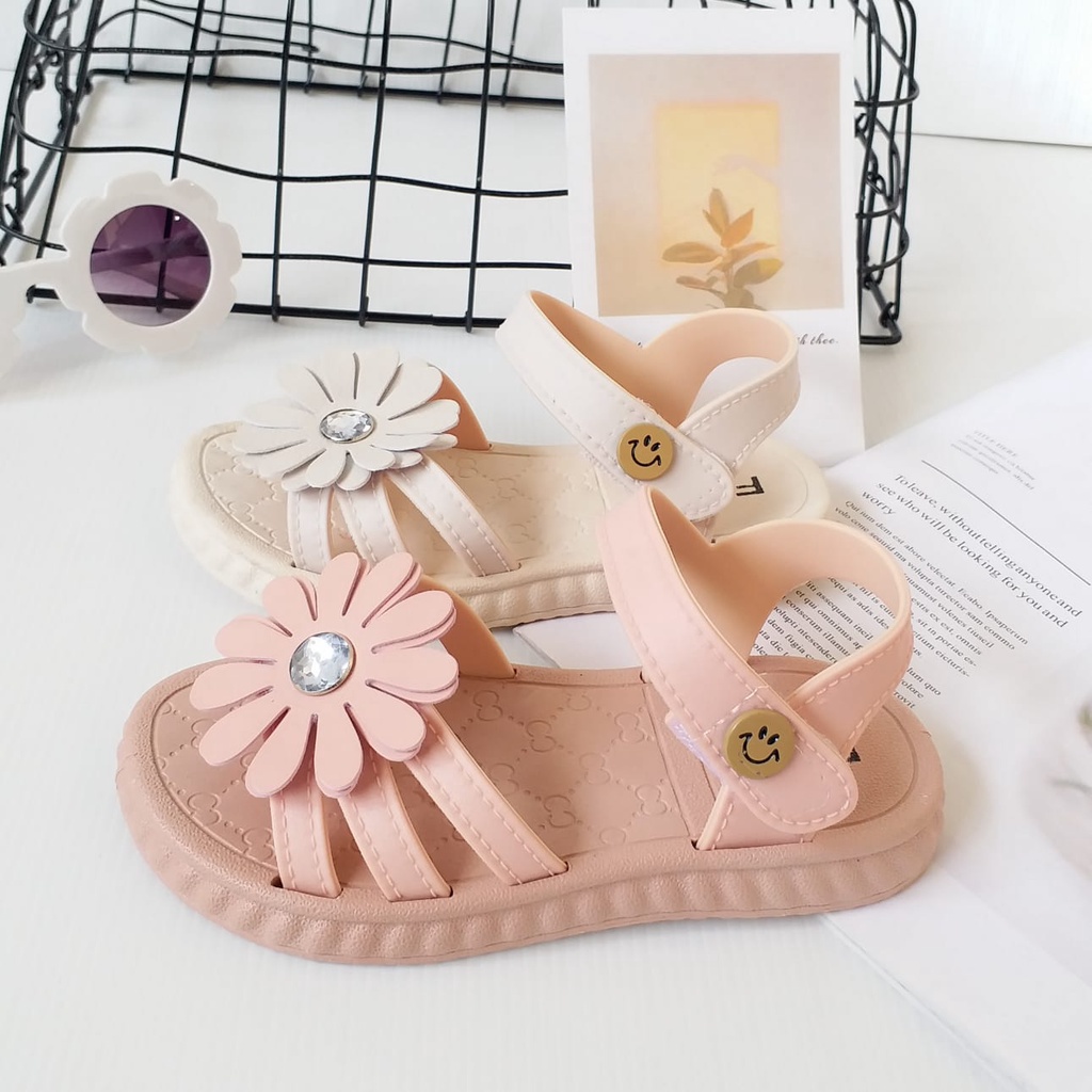 HappyOliver DIAMOND FLOWER Sandal Anak Perempuan Bahan Karet Model Lucu 2-8 Tahun Import