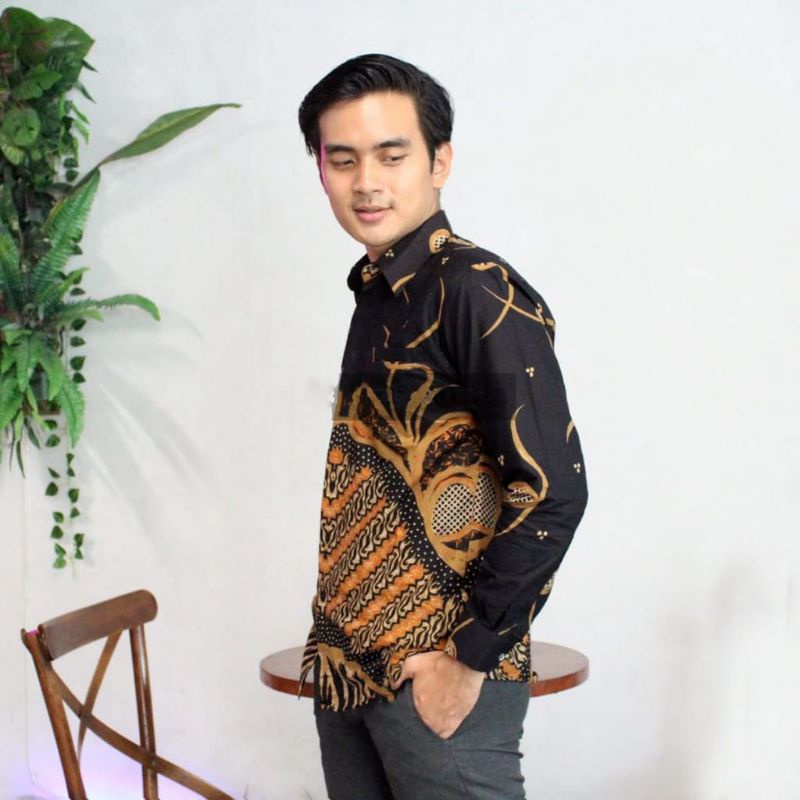 BARU ATASAN PRIA KEMEJA BATIK LENGAN PANJANG LAPIS FURING KATUN WARDHANA HITAM