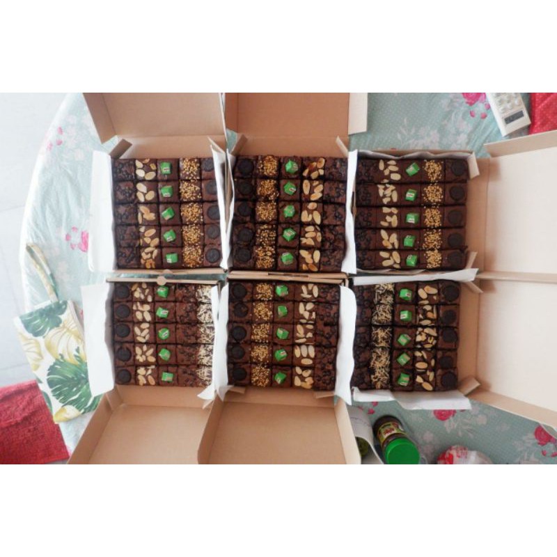 

brownies panggang topping C