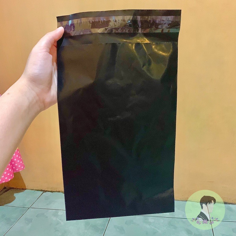 

Polymailer 17 x 30 cm isi 10 Perekat plastik packing poly mailer