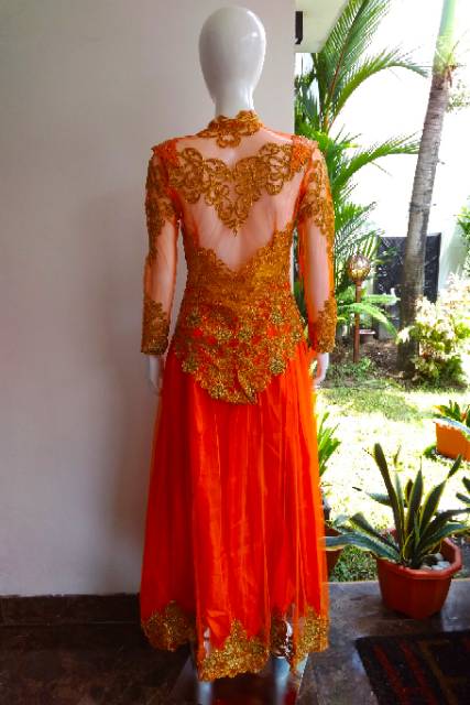 Kebaya manten payet