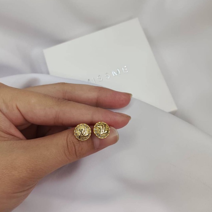 anting emas giwang titanium + box anti karat