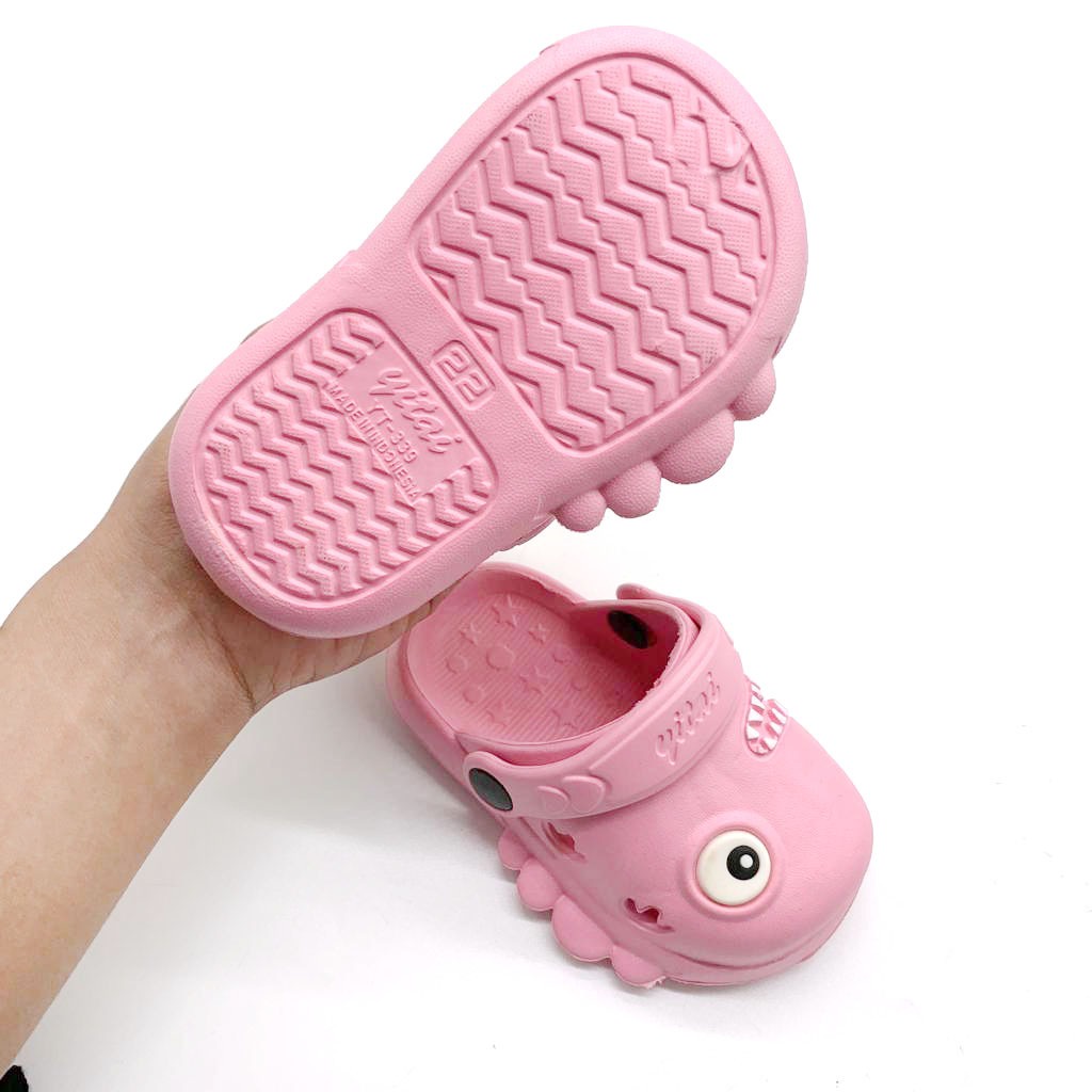 Sandal Slip On Sandal Anak-Anak Bahan Karet Terbaru Karakter Hiu