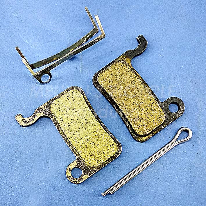 BRAKE PAD ATAU KANVAS REM CAKRAM SEPEDA - XTR MSAINT M800, HONE M6 DLL