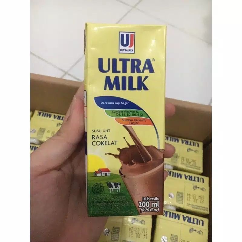 

Susu UHT Ultramilk 200ml