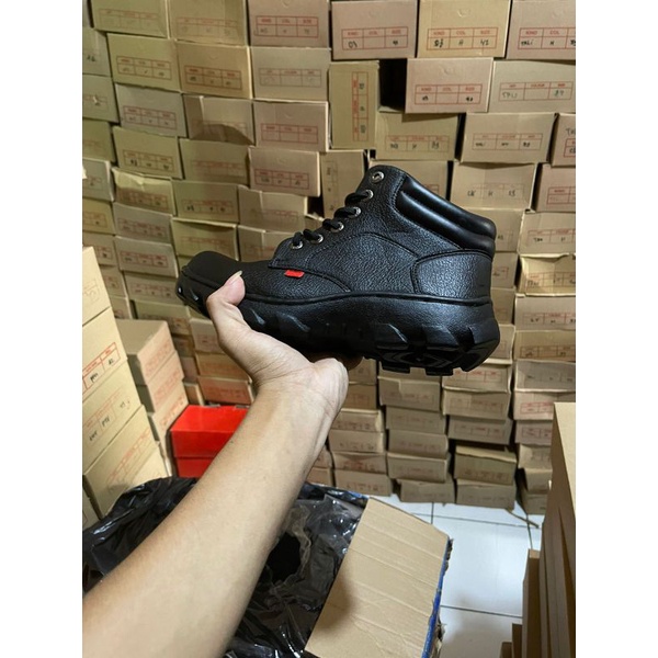 sepatu safety boots Kickers ujung besi,sepatu safety king