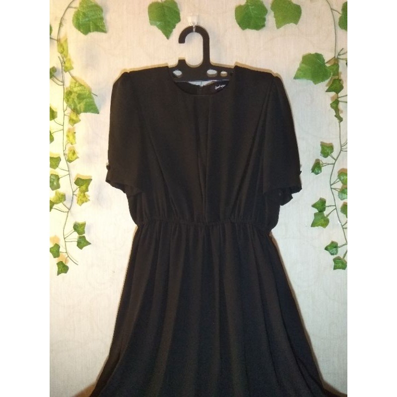 Dress vintage hitam