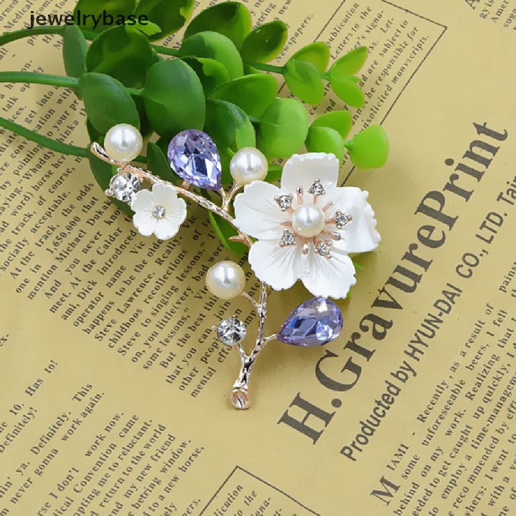 Bros Bentuk Bunga Aksen Mutiara Dan Kristal Warna Merah Untuk Wanita