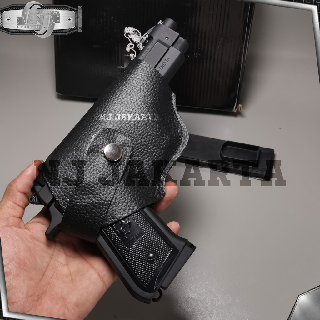 KOREK API PISTOL PLUS SARUNG KULIT SKALA 1:1 MIRIP DENGAN ASLI BISA DI KOKANG API GAS LASER BLUE