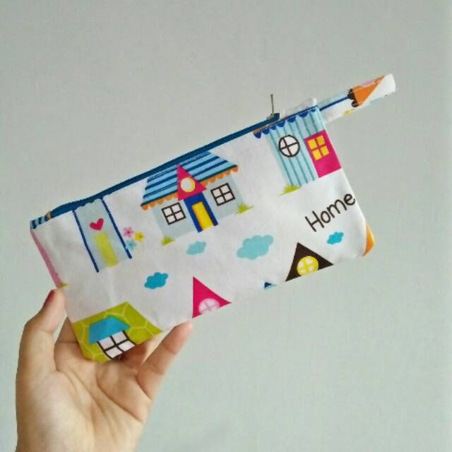 

Pouch serbaguna / pencilcase