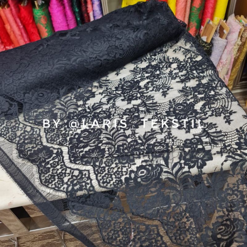 Bahan Kebaya Brokat Semi Prancis Panel Special Hitam (2,5m)
