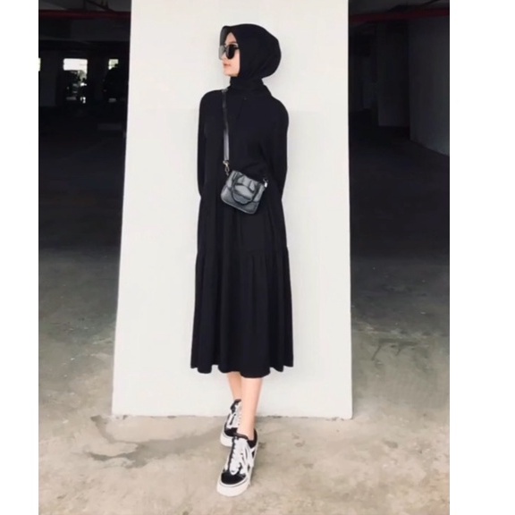 HD16:LIDIYA MIDI BLACK DRESS Fashion Muslim Casual Remaja HITS milenial Kekinian