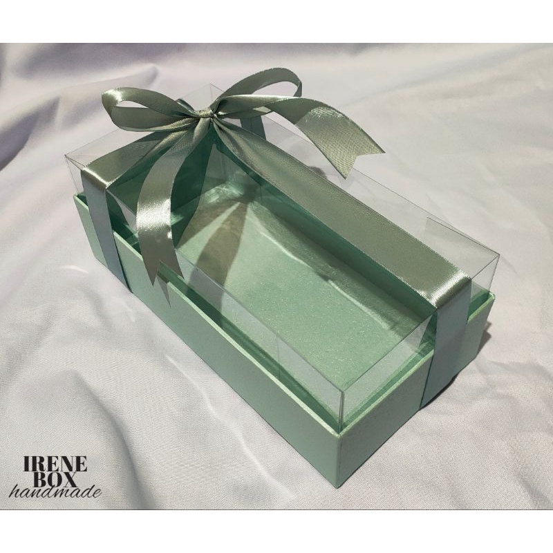 

Box Mika / Hard Box / Gift Box / Box / Kotak Kado / Packaging / Box Hampers / Box Seserahan / Box Hantaran / Box Souvenir / 22x11x8