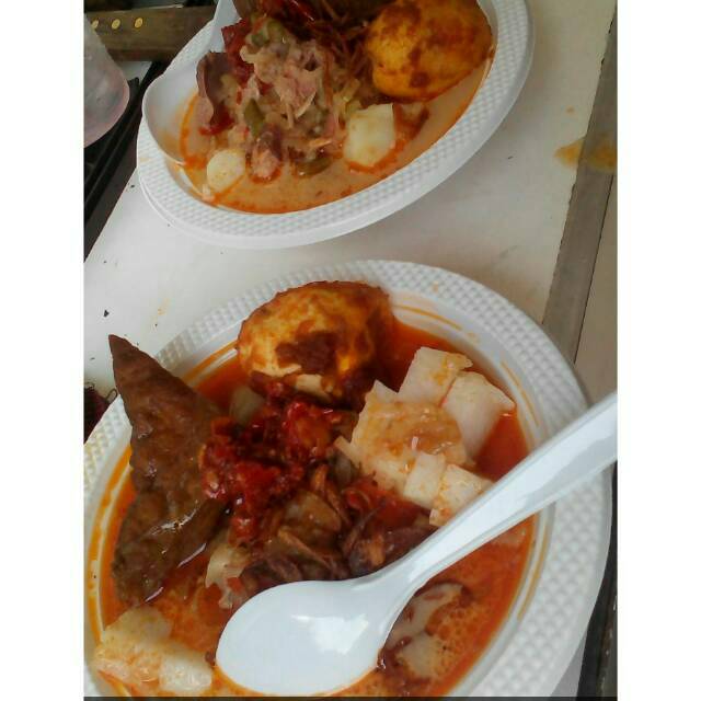 

Lontong sayur padang