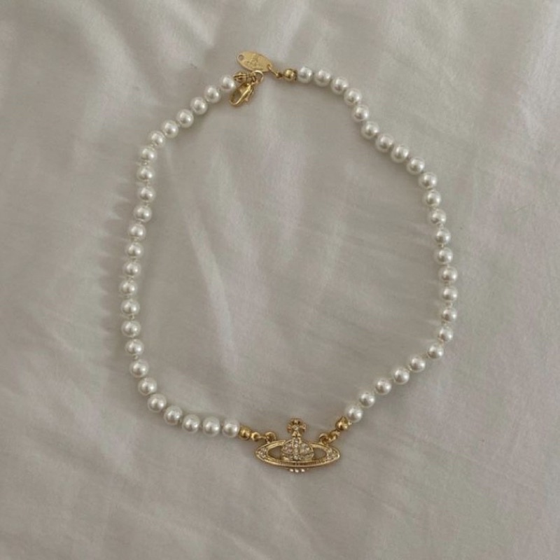 vivienne westwood necklace dupe