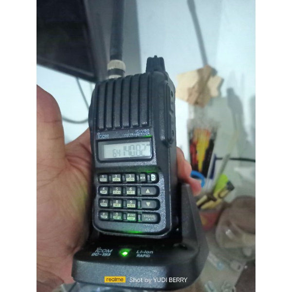 Ht Icom V80 Bekas Vhf Mulus Normal Tx dan Rx