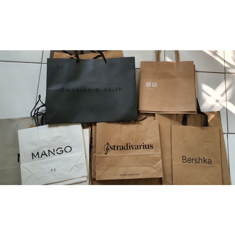 

Charles & Keith, Uniqlo, Berskha, Mango, Stradivarius Paper bag Min 2pcs