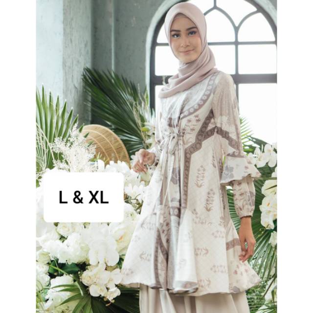 Wearing klamby Rafflesia Tunik