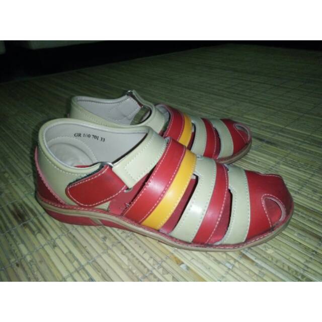 sepatu donatello