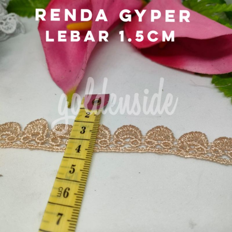 Renda gyper lebar 1.5cm per yard