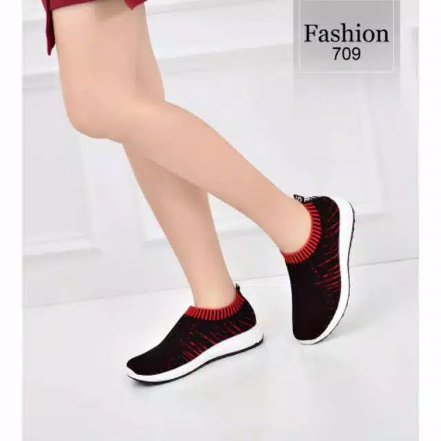 Sepatu Anak Kasual Motif Venom Eagle Hitam Merah Murah Lucu