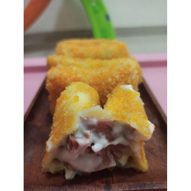 

Risoles frozen beef mayonnaise telur