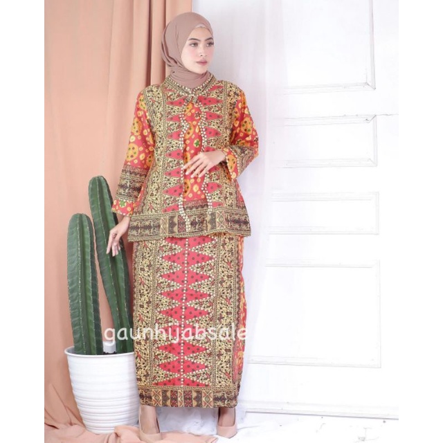 Set Rompi Orange Baju Kondangan Baju wisuda Baju prewedding